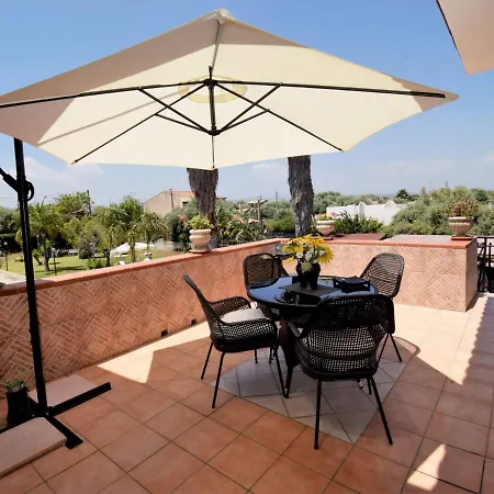 White Pool By Interhome Appartement Syracuse
