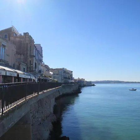 White Pool By Interhome Lejlighed Syracuse